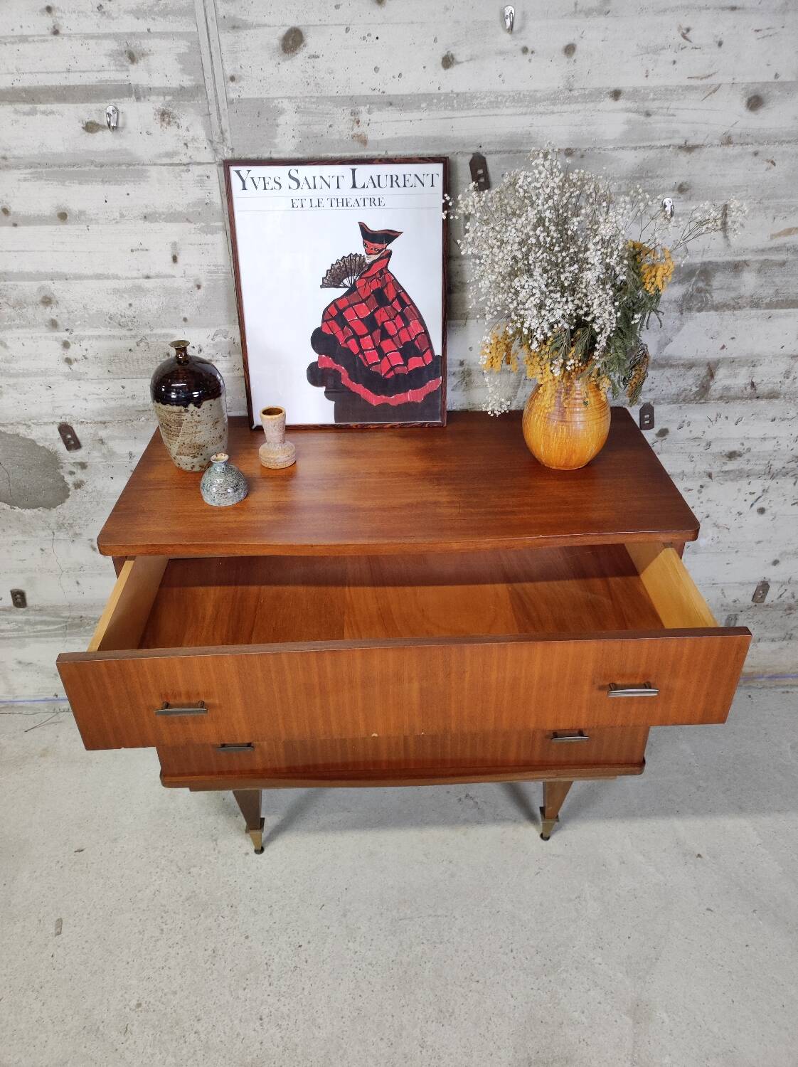 Vintage chest of drawers