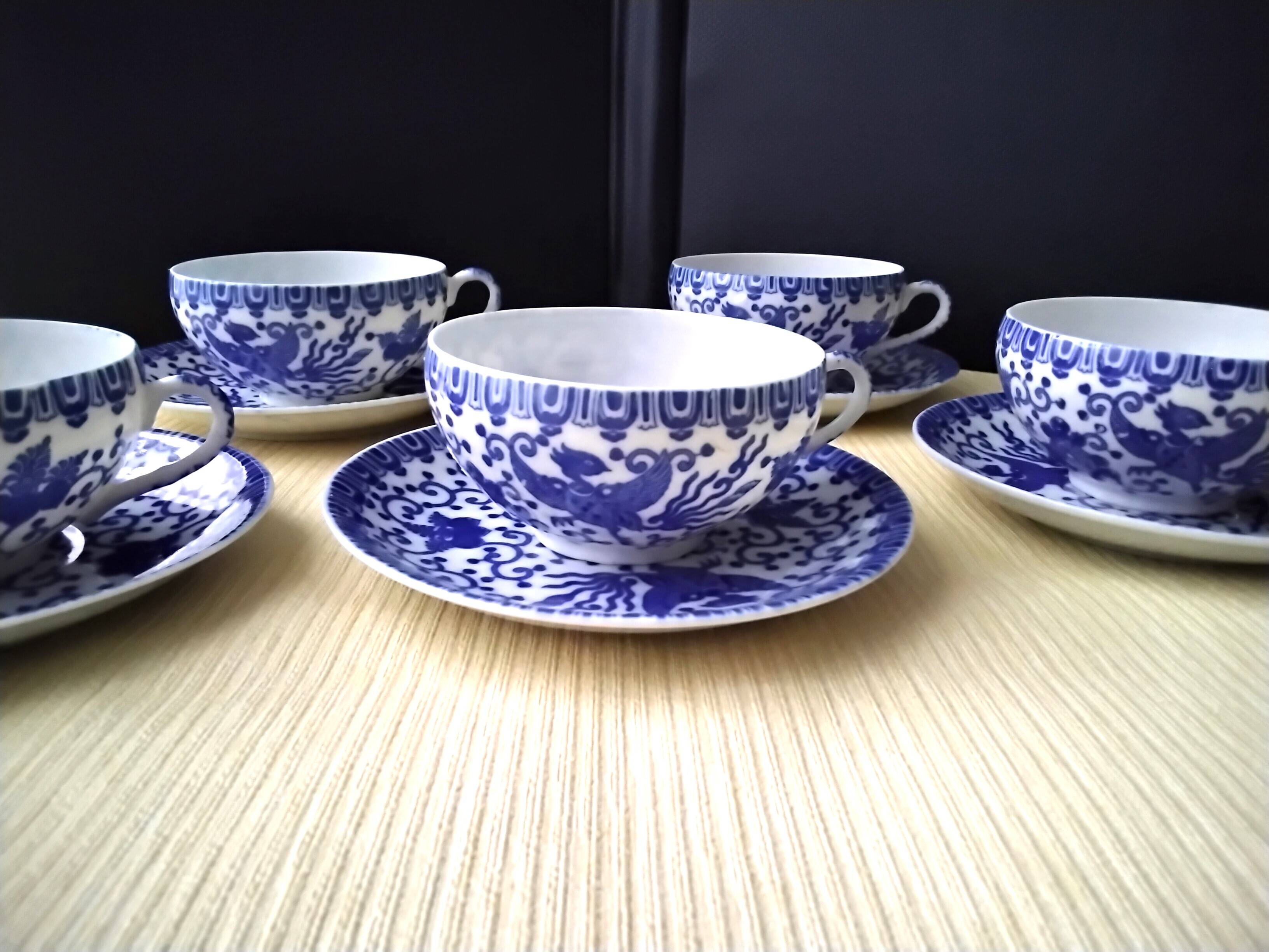 5 Japanese porcelain tea or coffee cups, Phoebus model