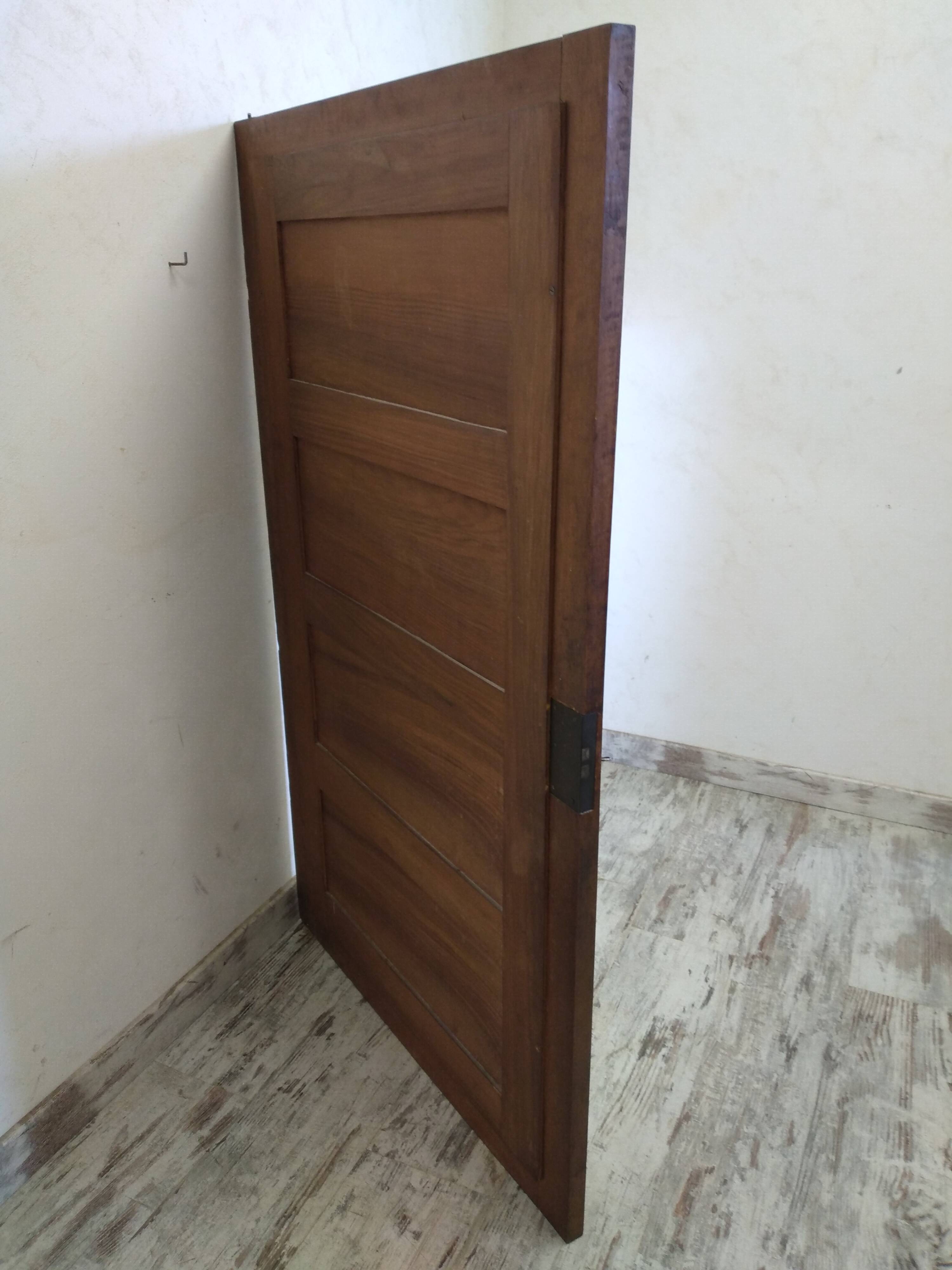 Old hosiery door with mirror