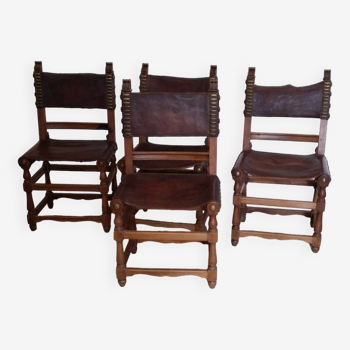 Lot d'anciennes chaises en cuir