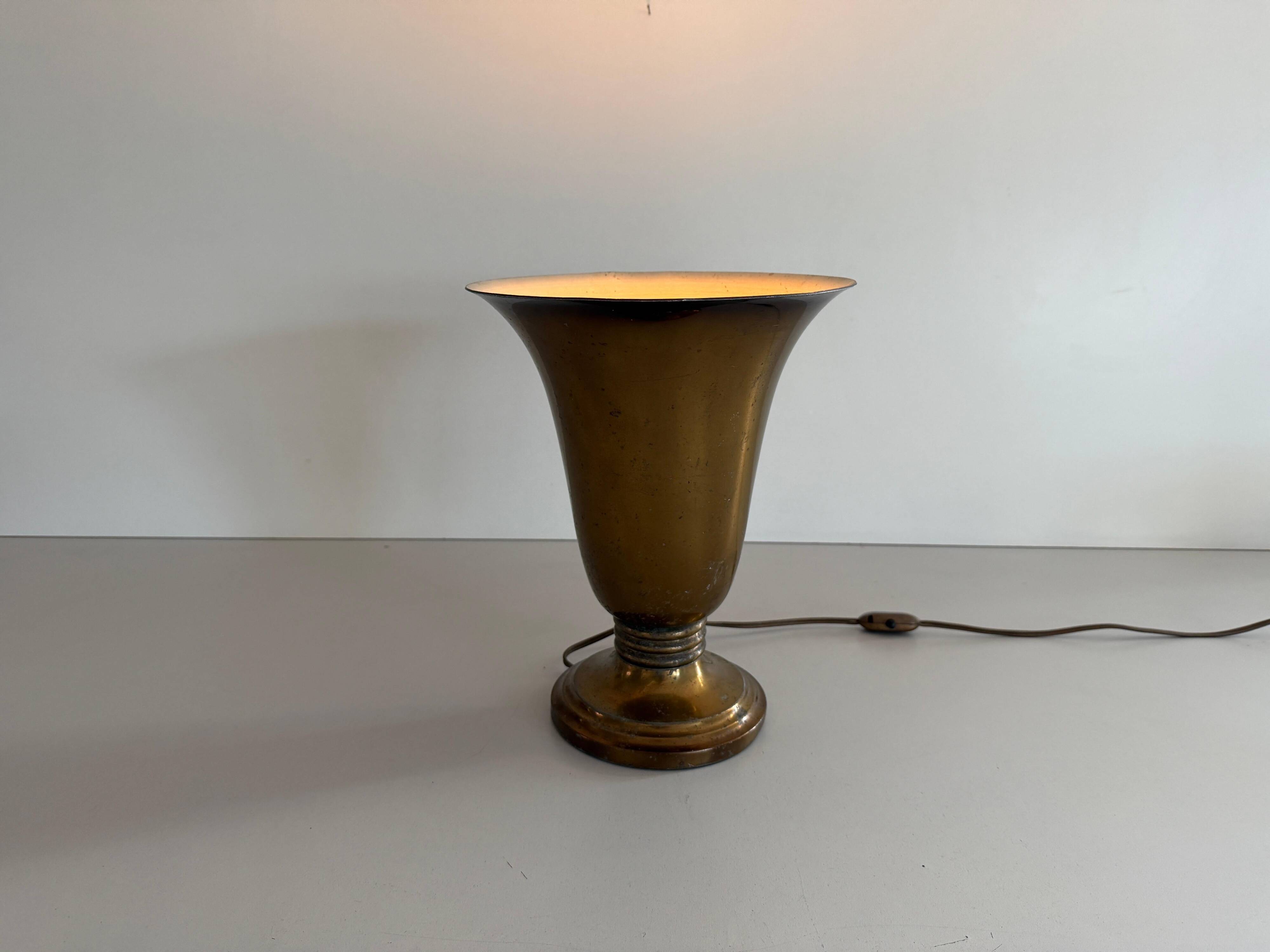 Art Deco conical table lamp in brass by Mazda, 1940s, France
