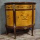 Commode demi-lune de style Louis XV en marqueterie et décors de bronze