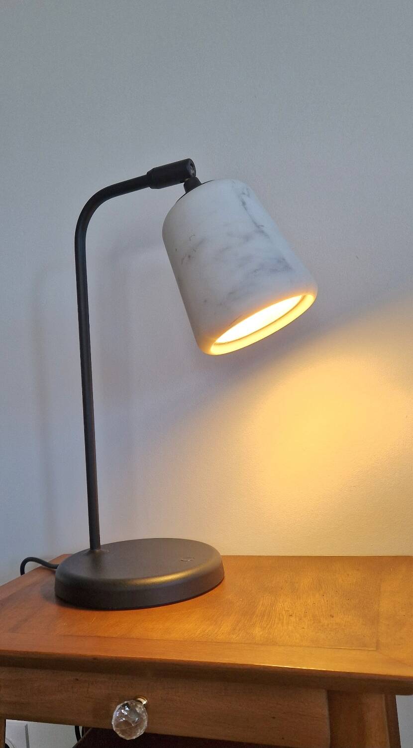 Lampe Material New Works  - Design Noergaard & Kechayas - Marbre/Acier