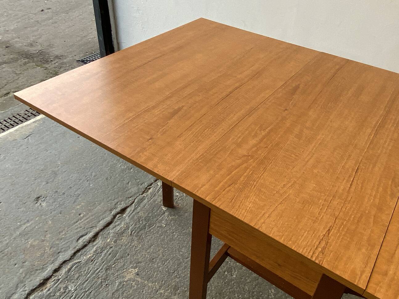 Mid-Century 1960s retro vintage large drop leaf table