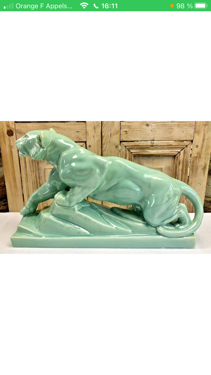 Cracked lioness sculpture art deco 1930 signed odyv