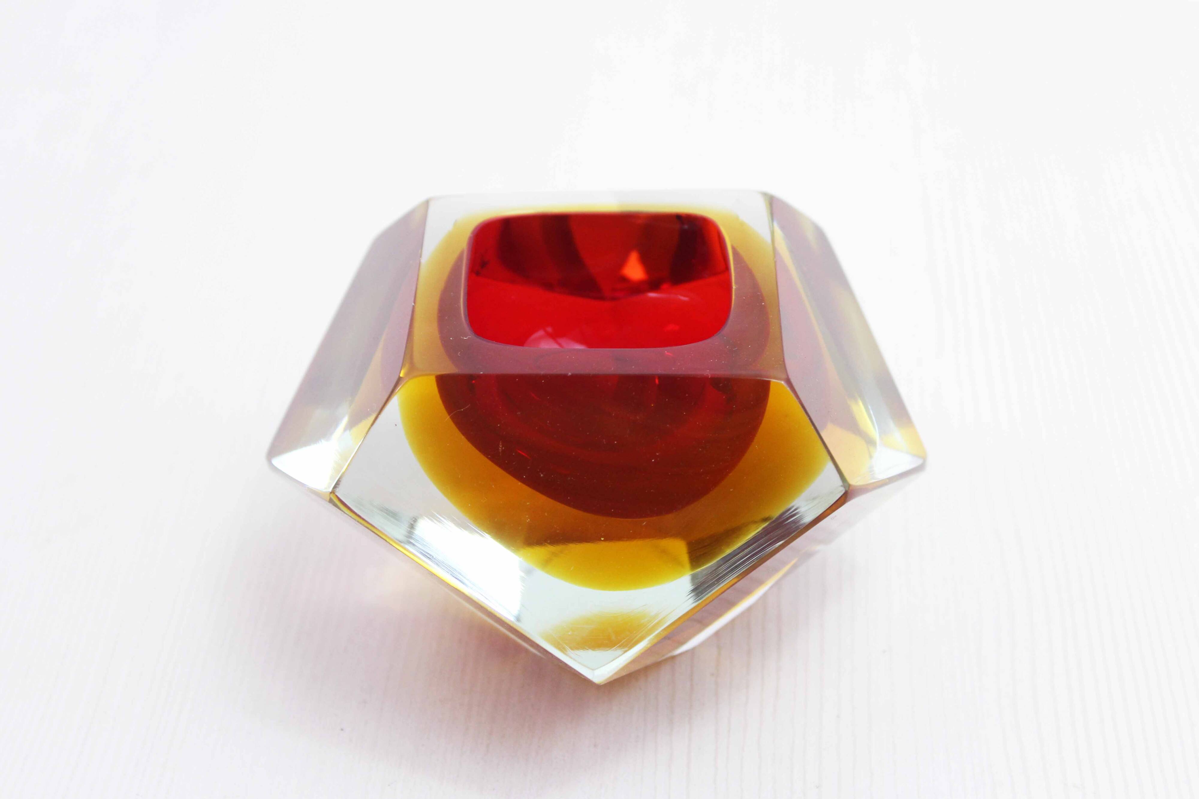 Cendrier diamant en verre de Murano par Seguso
