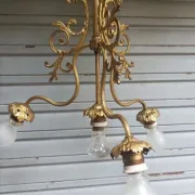Antique 19th-century chandelier with 4 lights in gilded bronze, Napoleon III style - in working condition.