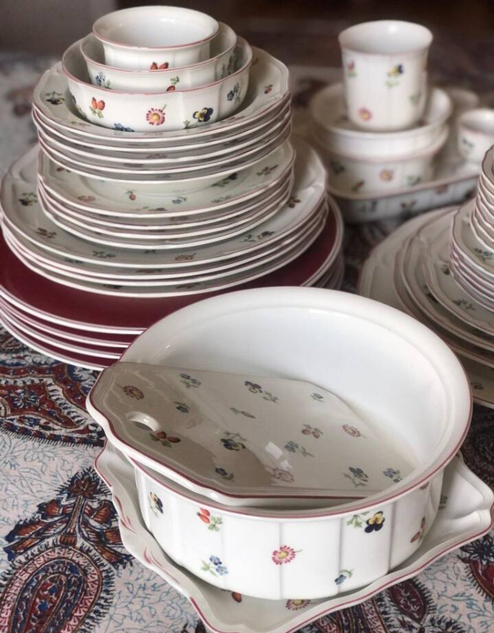 Service complet de dîner, thé et café « Petite Fleur » de Villeroy & Boch pour six personnes