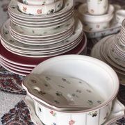 Service complet de dîner, thé et café « Petite Fleur » de Villeroy & Boch pour six personnes