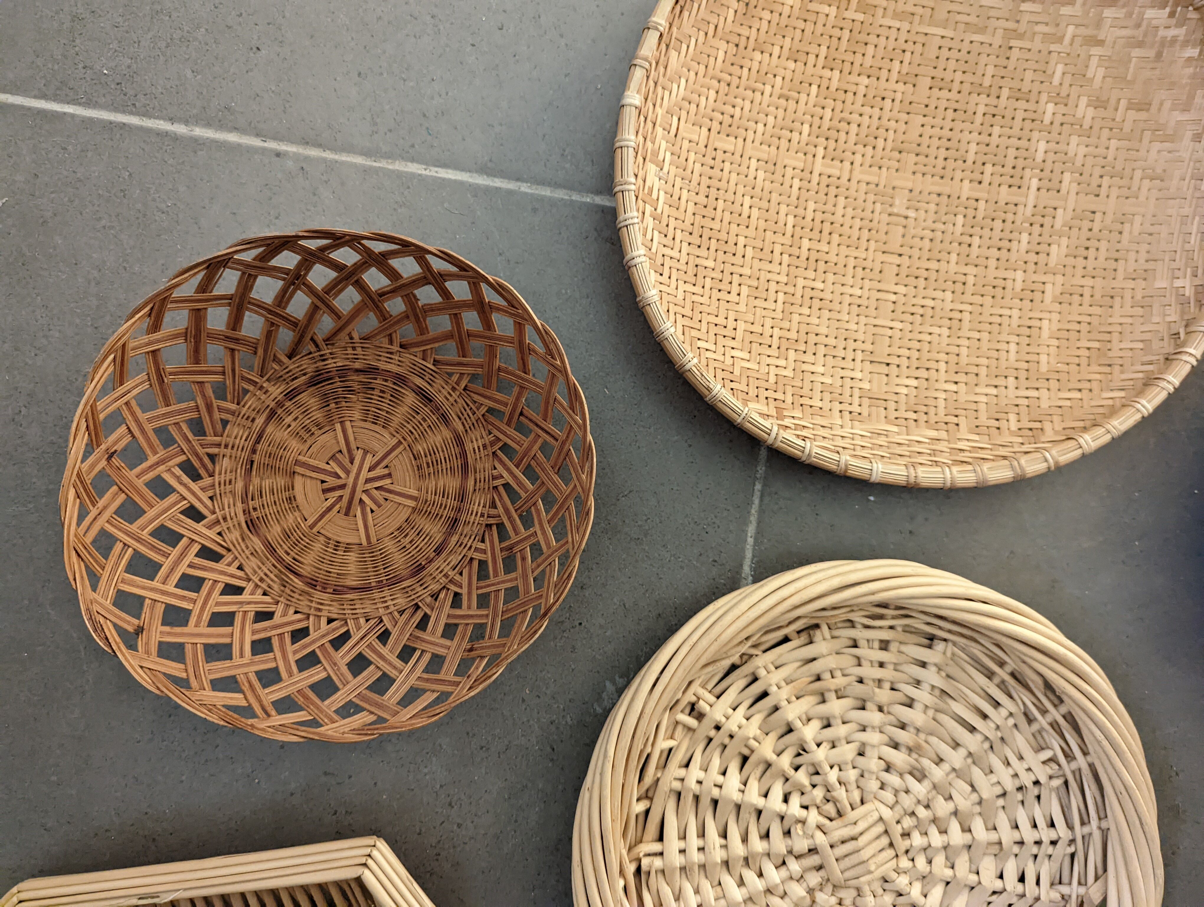 Wall composition of 7 wicker baskets