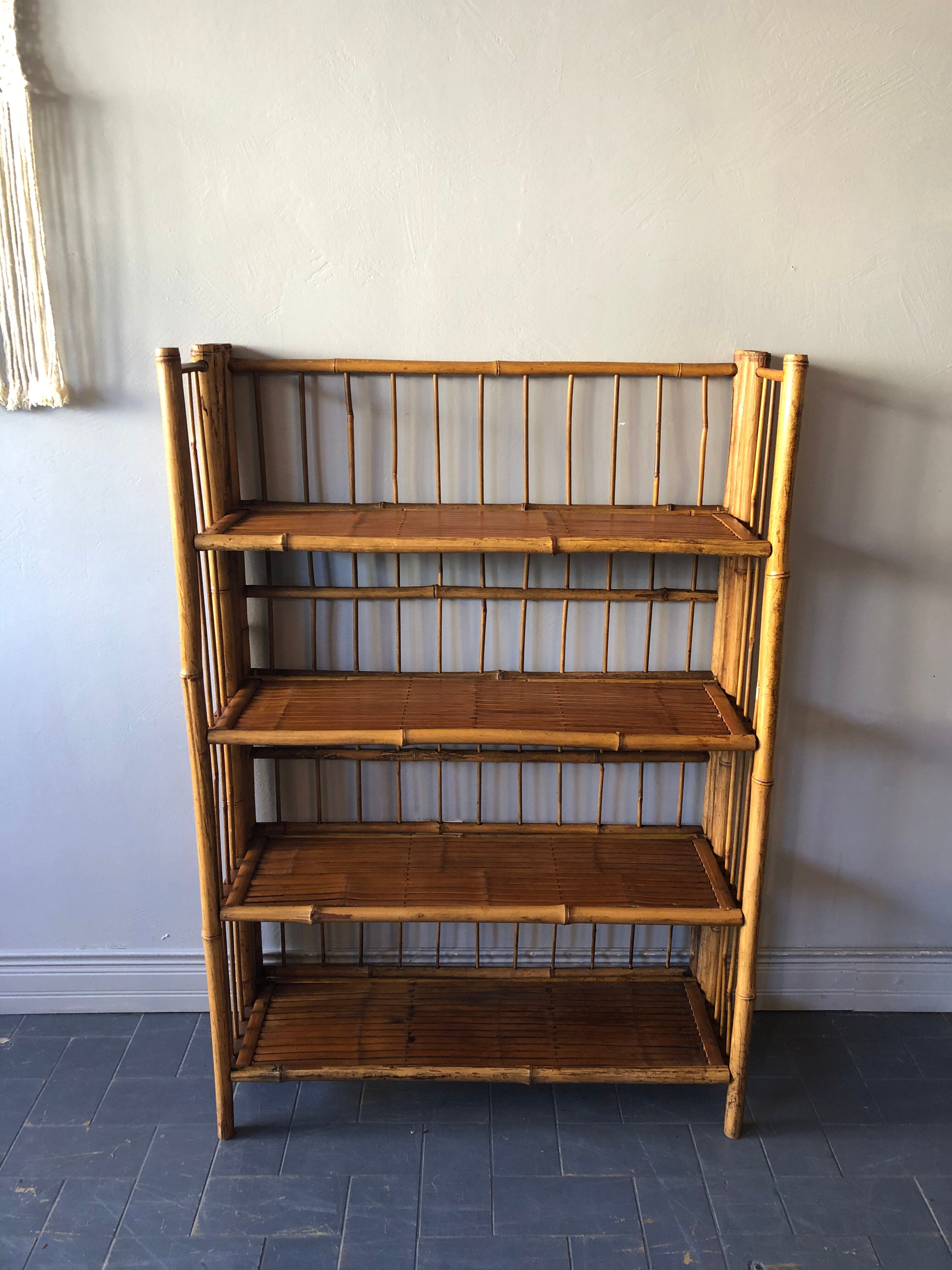 Bamboo folding shelf