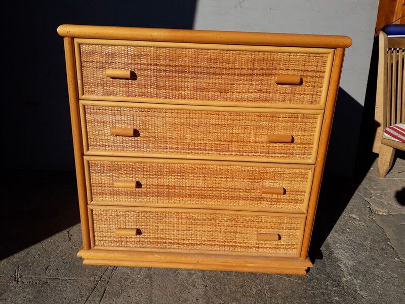 Commode en rotin époque 1970