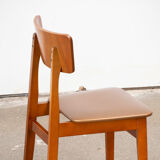 Series of 4 scandinavian chairs with curved back 1960