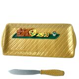 Slush cake dish + knife