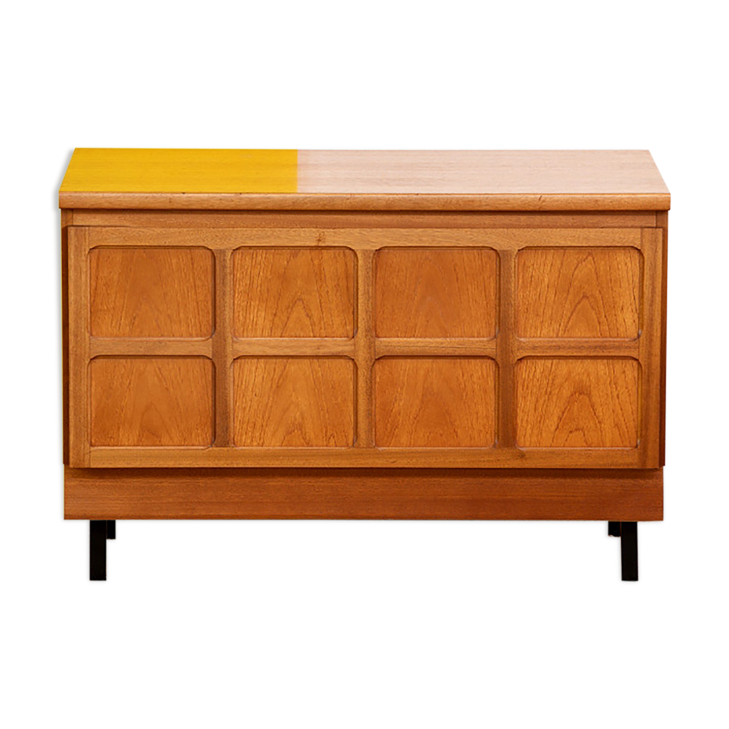 Scandinavian sideboard 90.5 cm