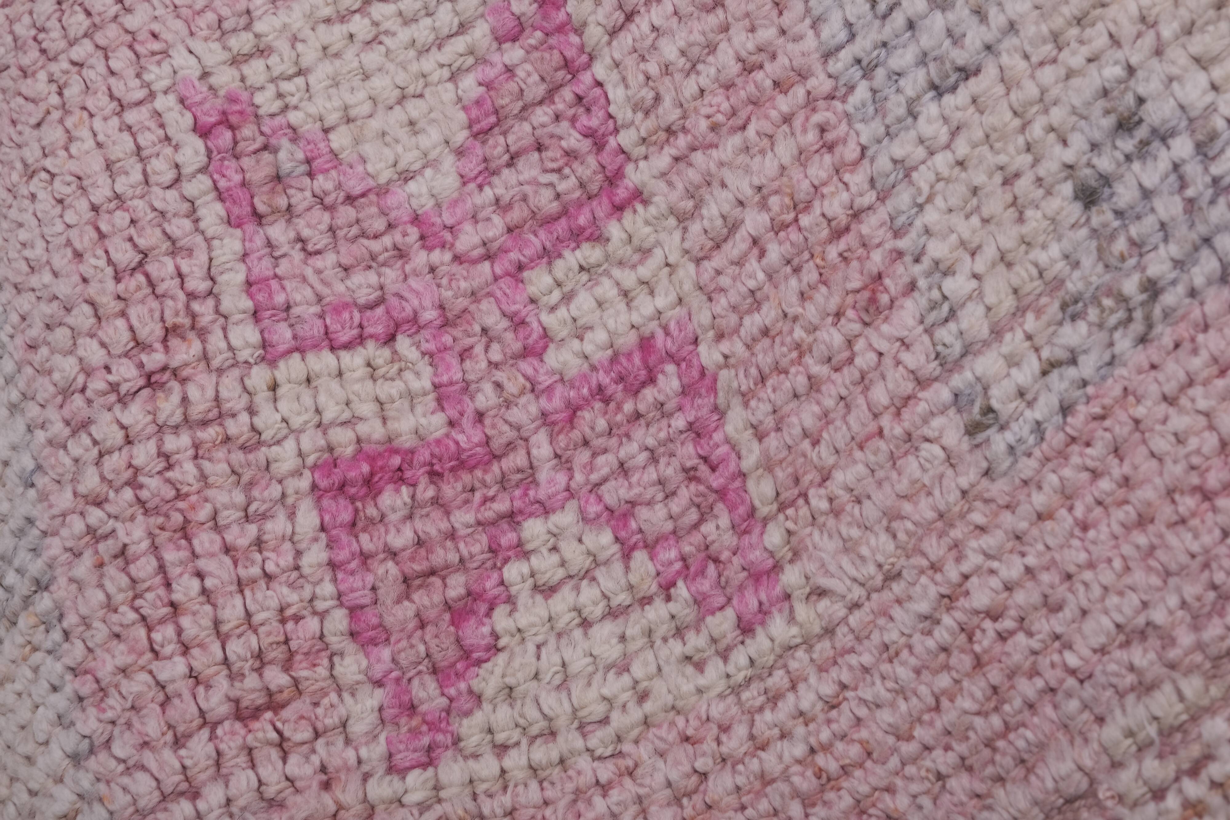 Vintage Turkish rug from Oushak, hand-woven 87x297 cm