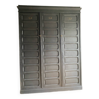 Armoire de Notaire