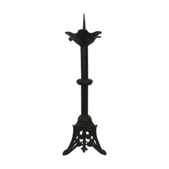 Black church candle spade