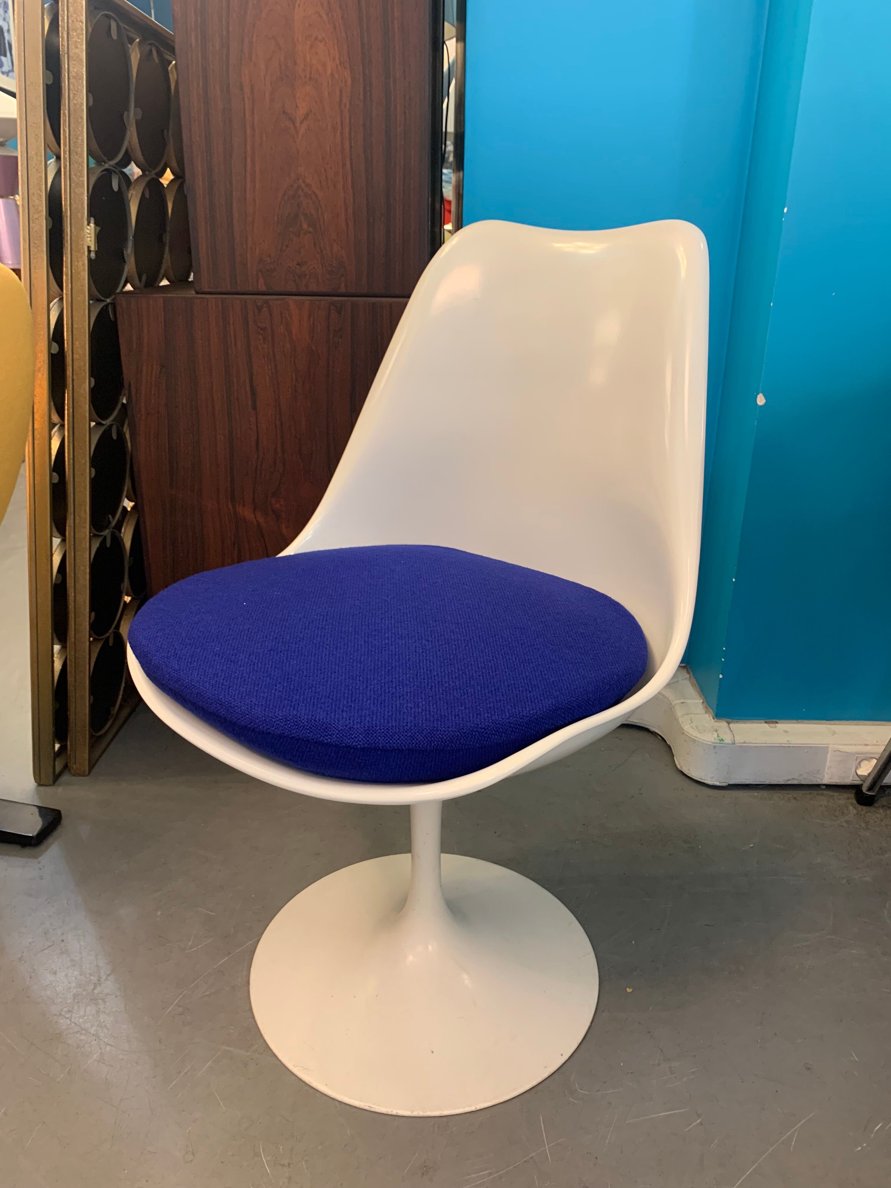 Tulip chair Eero Saarinen Knoll