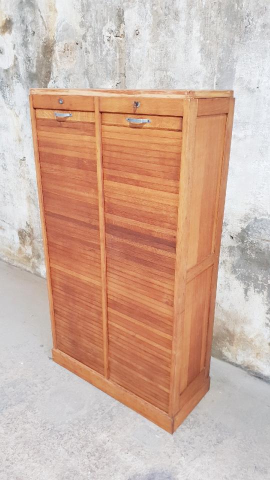 Double curtain binder cabinet