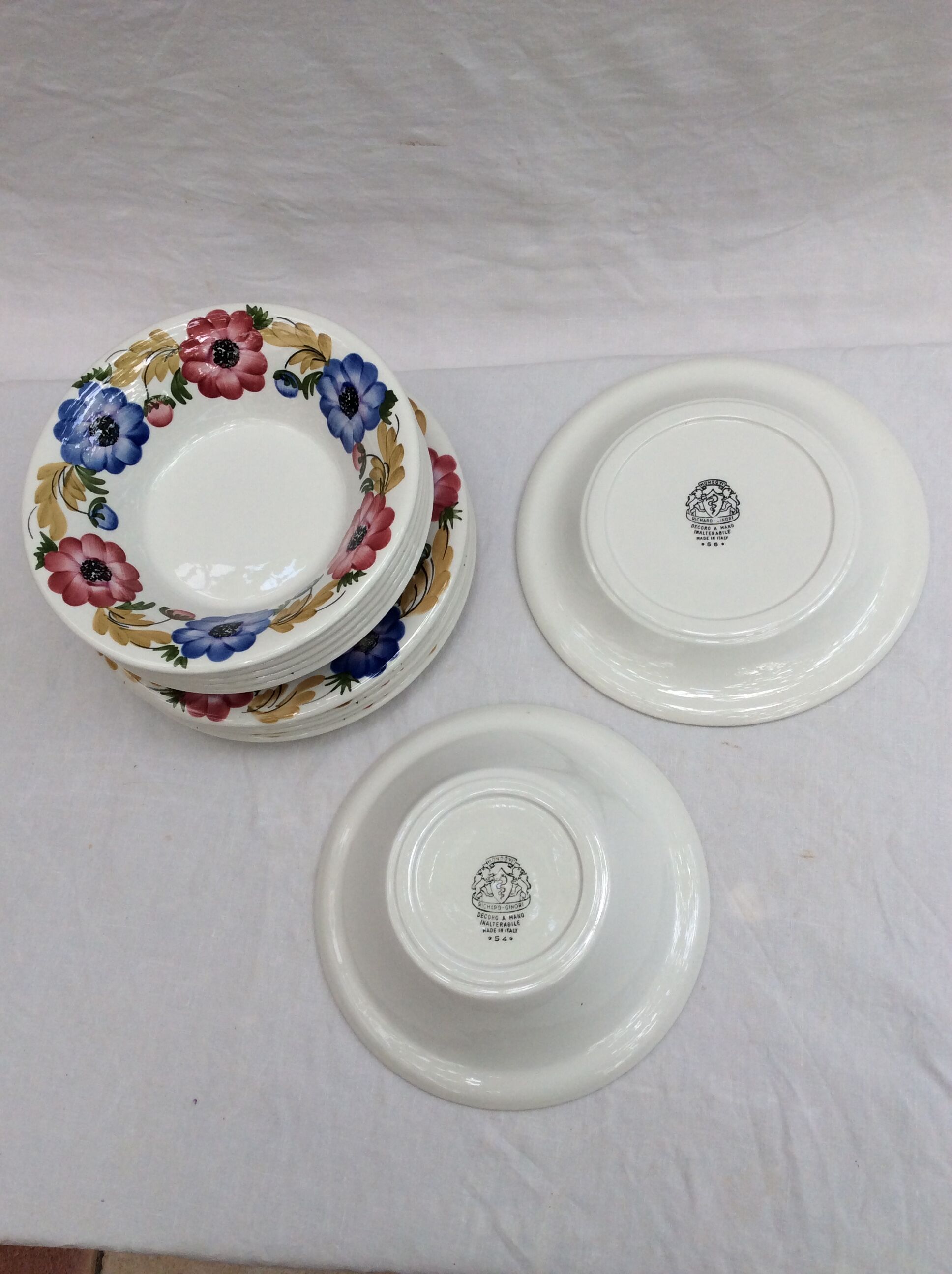 6 assiettes plat et 6 assiettes à soupe vers les années 1970 Italienne
