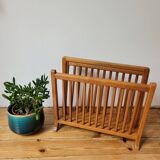 Light wood magazine rack