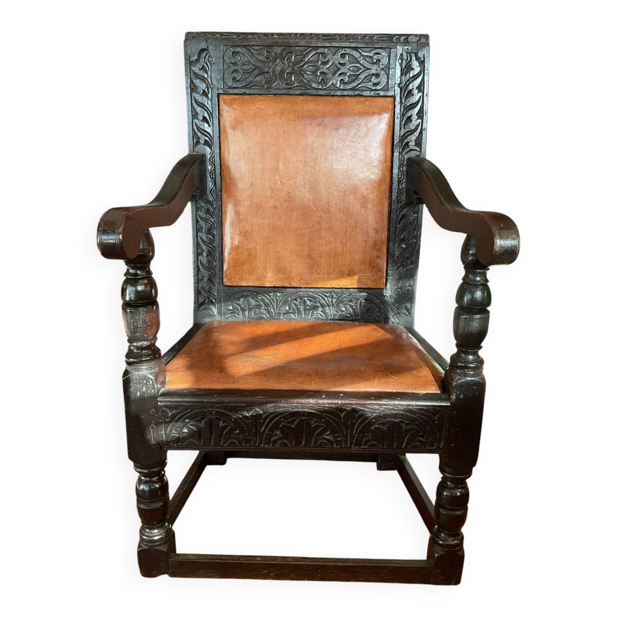 English armchair from the 17th century, Wainscot armchair.