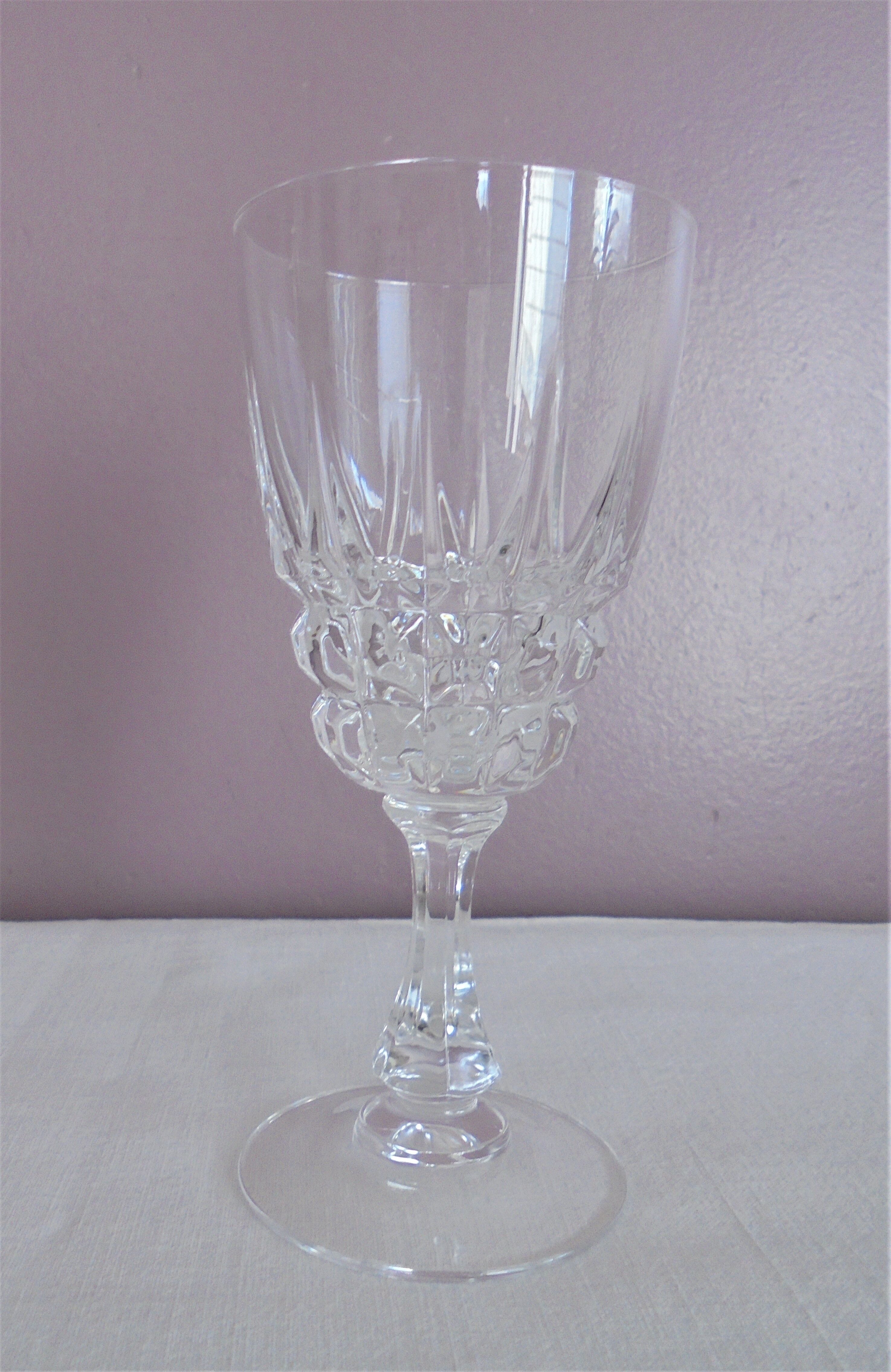 Lot 6 crystal chissed walking glasses