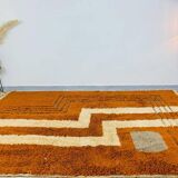 Modern Moroccan rug in rust wool with cream lines 150/250 cm