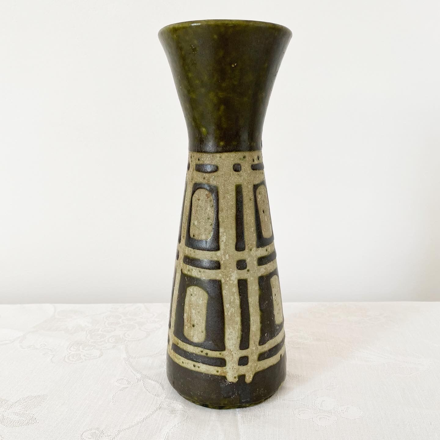 Ceramic soliflore vase