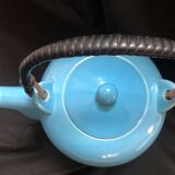 Chinese style teapot in azure blue enameled porcelain work from the 60s and 70s