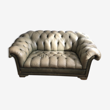 2-seater chesterfield sofa