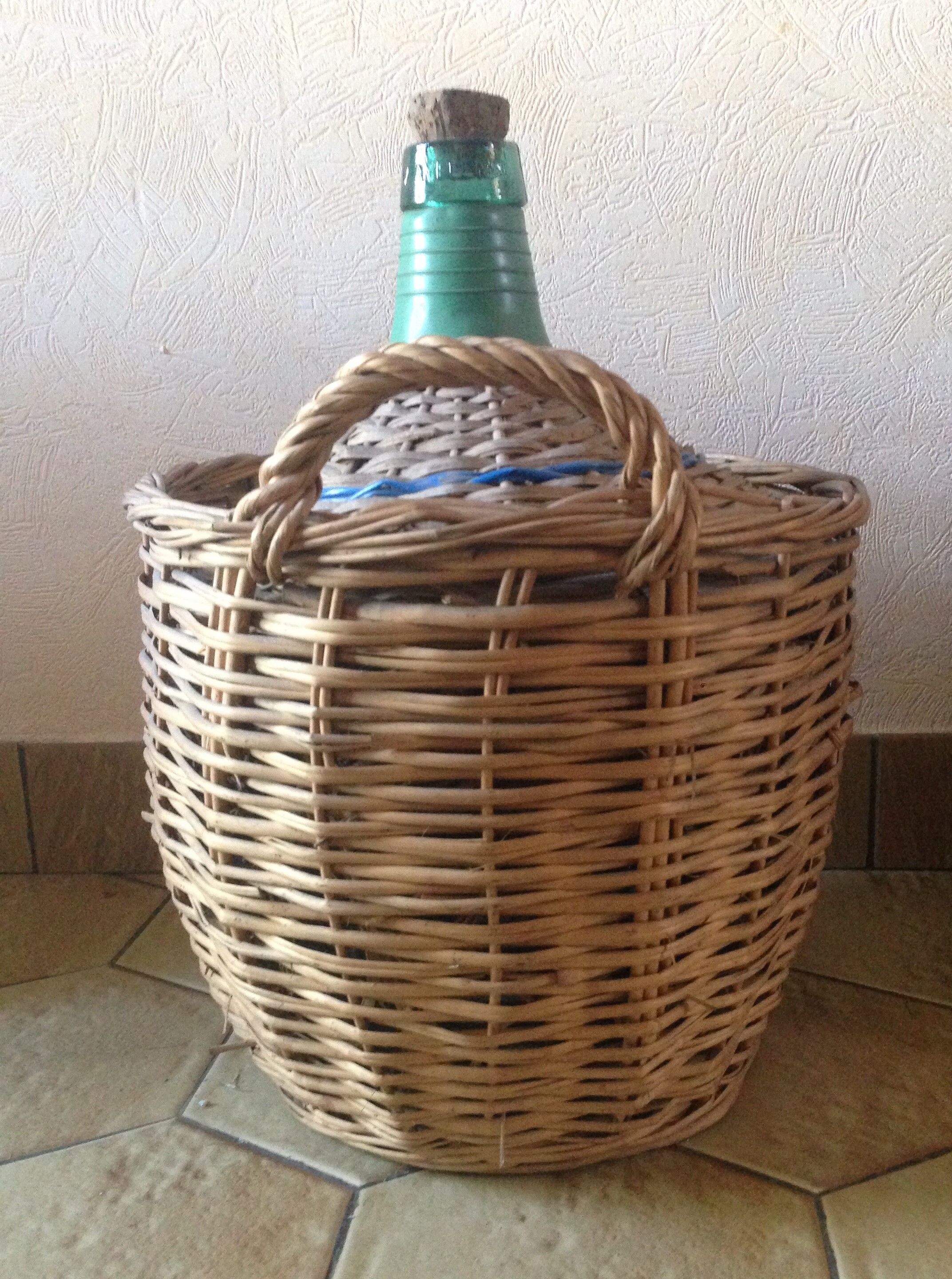 Bottle old demijohn 10L with Wicker of protection