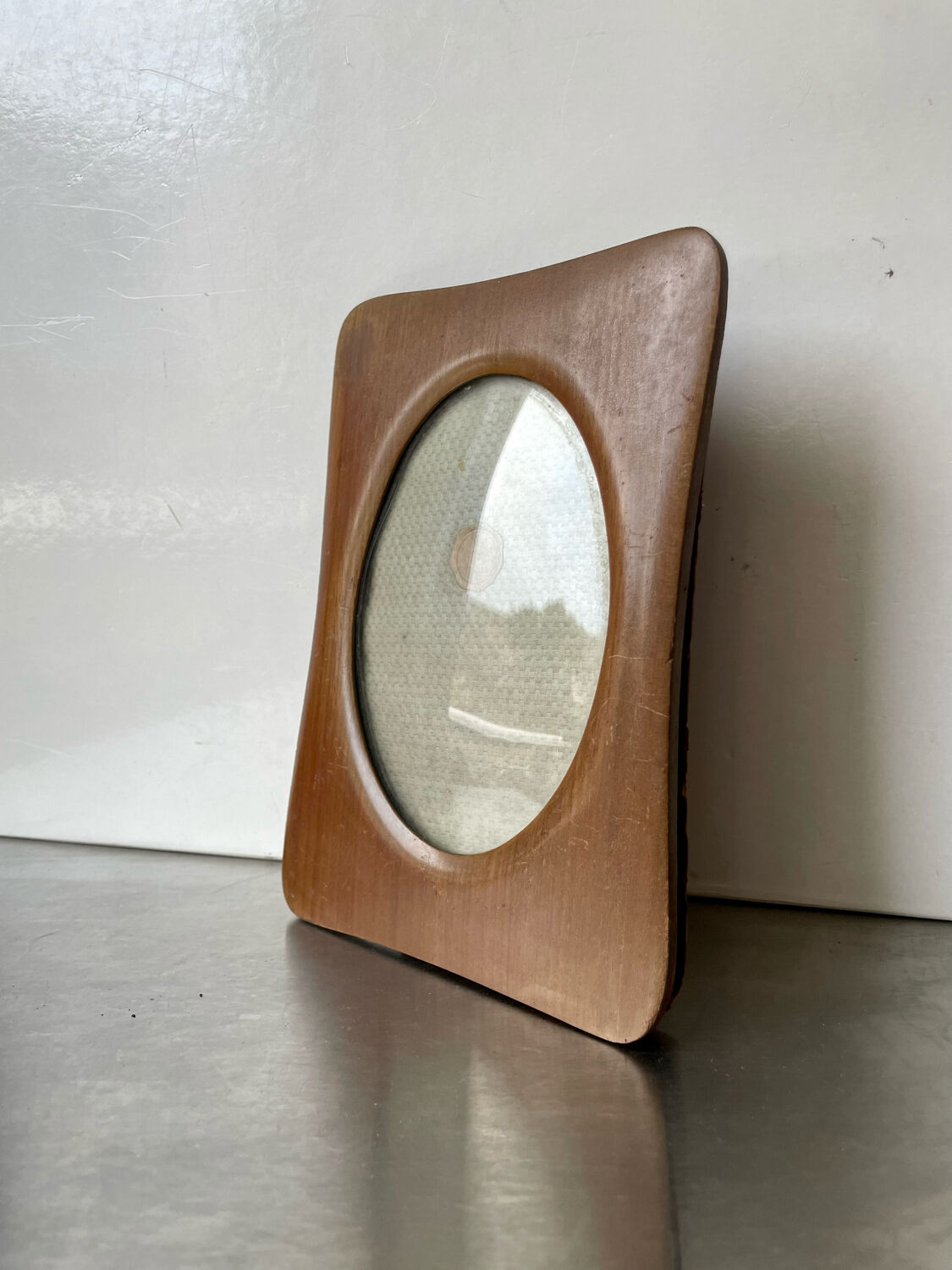 Antique  art deco mahogany wooden frame measurements 20 cm x 14.5 cm  convex glass