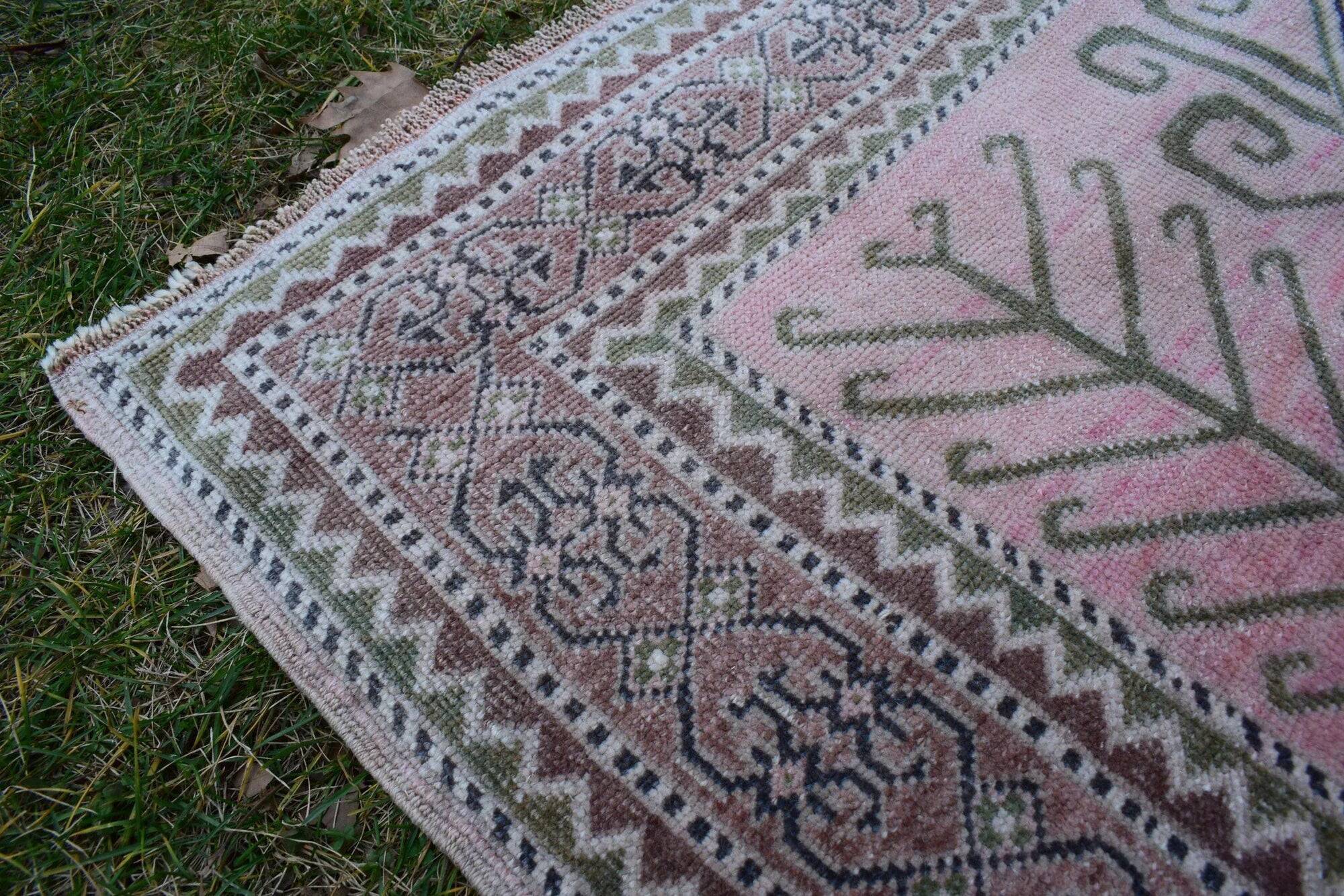 Vintage Turkish hallway rug 170x350 cm