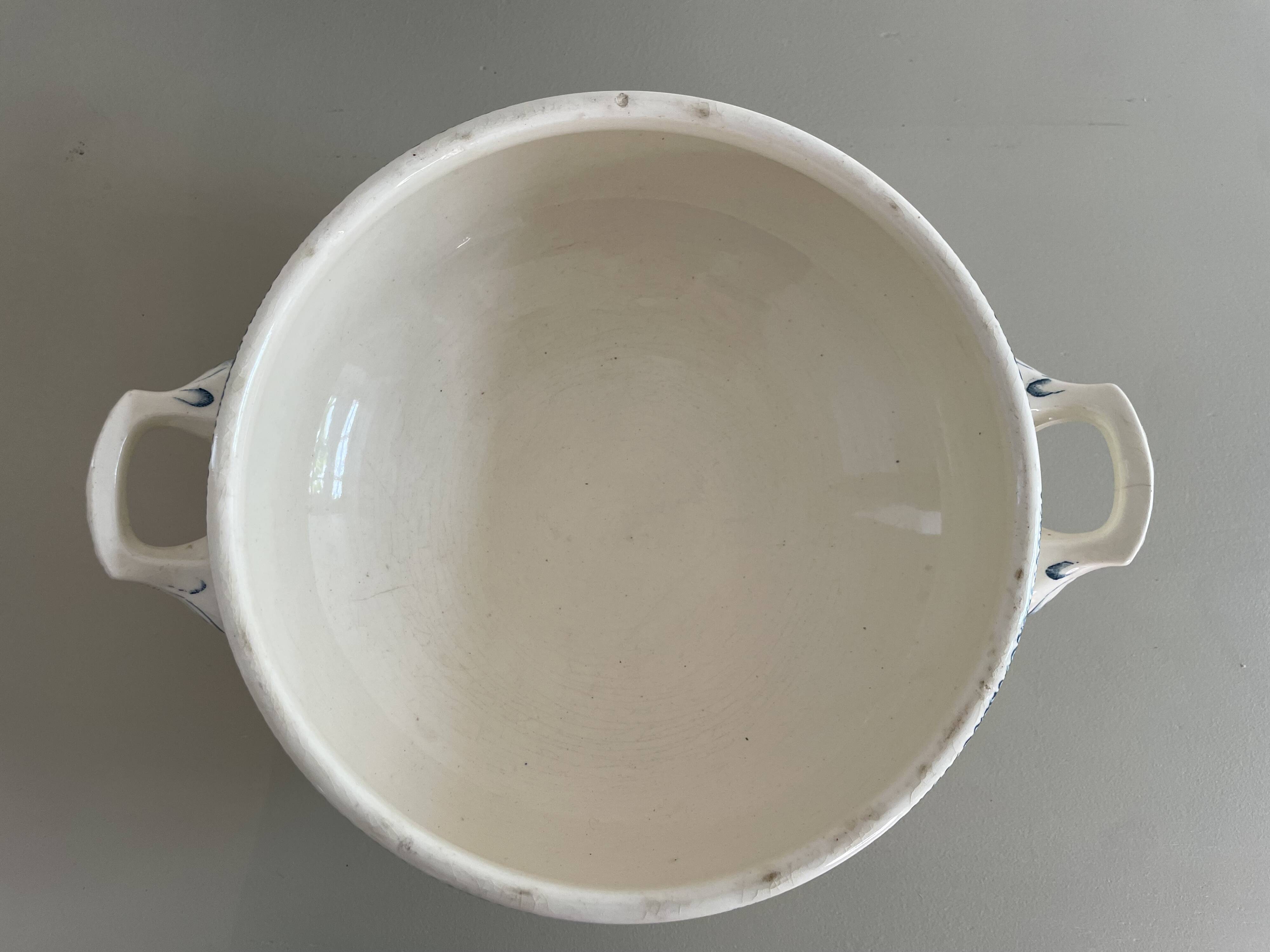 Discovered iron earthenware soup tureen