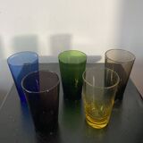 Set of 5 glasses in vintage colors