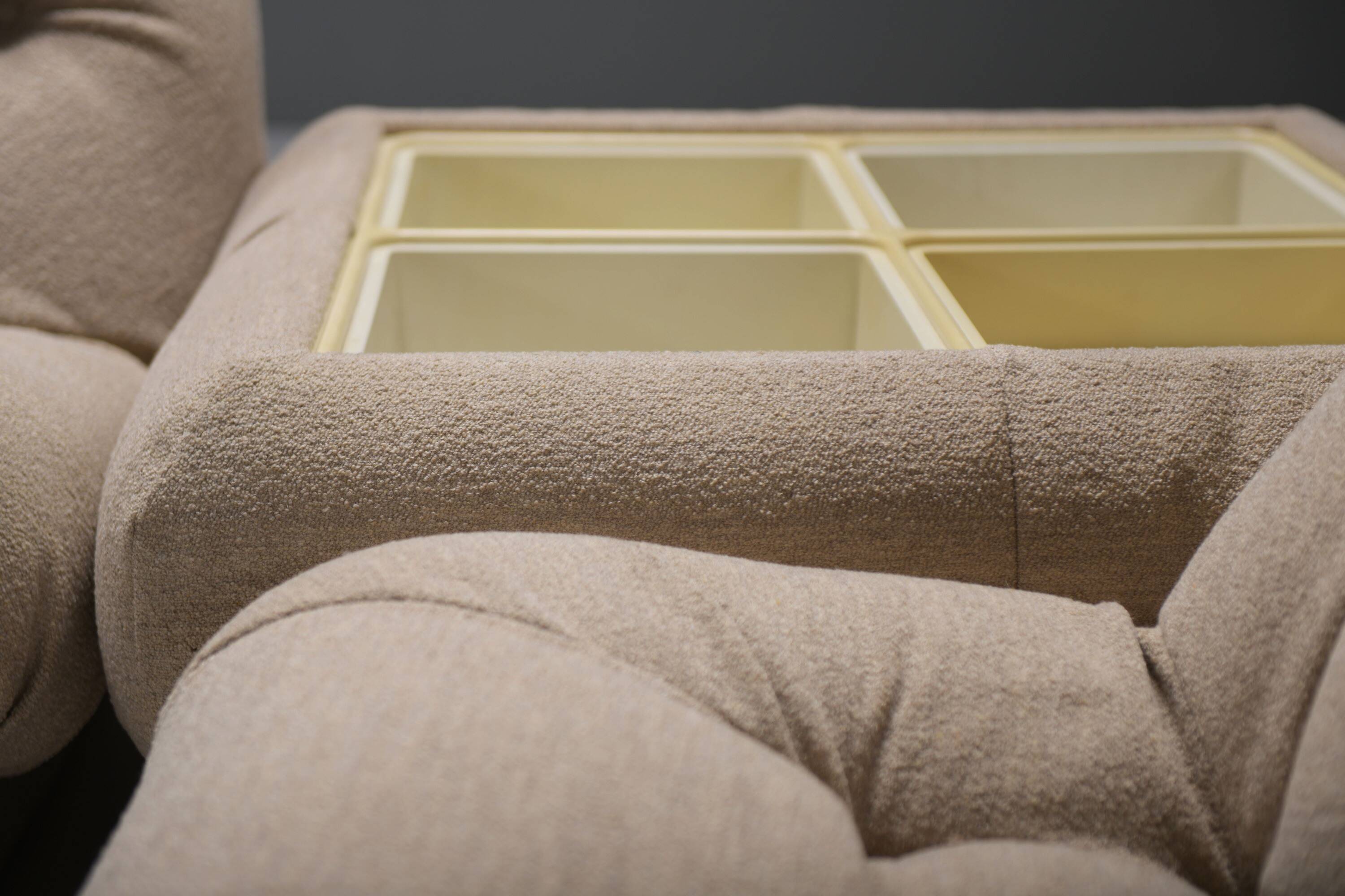 Great Vintage Nuvolone set in bouclé by Rino Maturi for MiMo Padova Italy