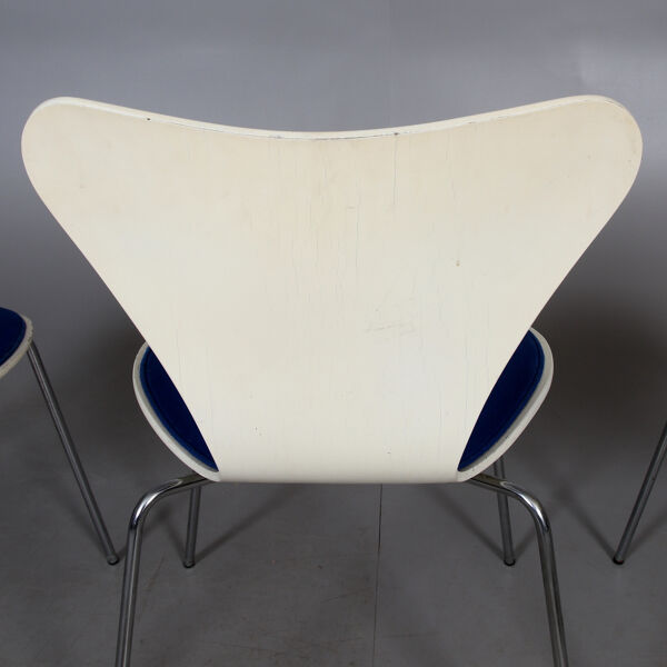 5 chaise bleue « Butterfly » d'Arne Jacobsen, Series 7