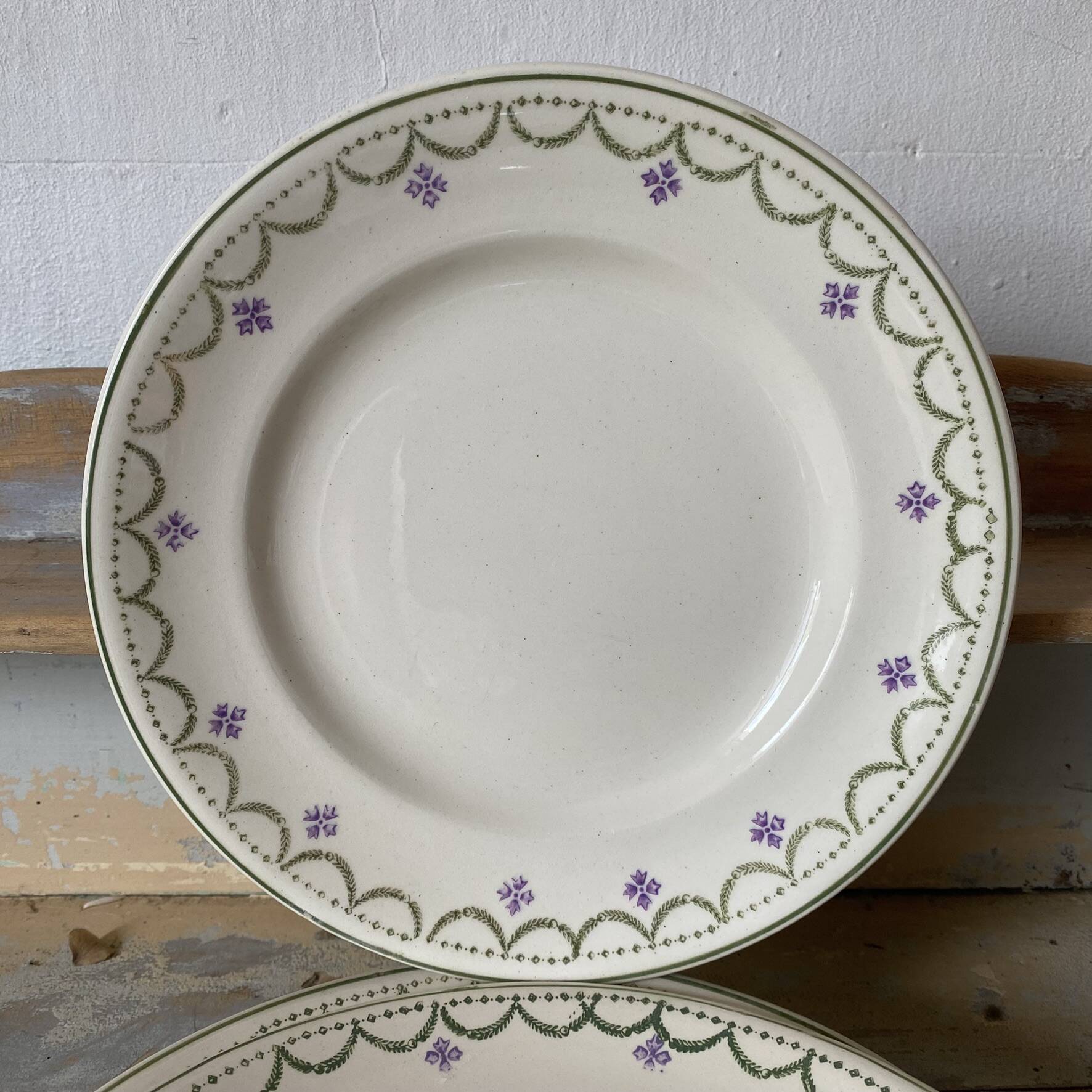 Flat plates Longwy model "Violetta", early 20th century