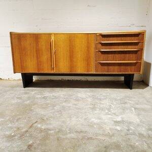 Buffet Cees Braakman de la série « Oak » DE02, UMS Pastoe, années 1950, Pays-Bas