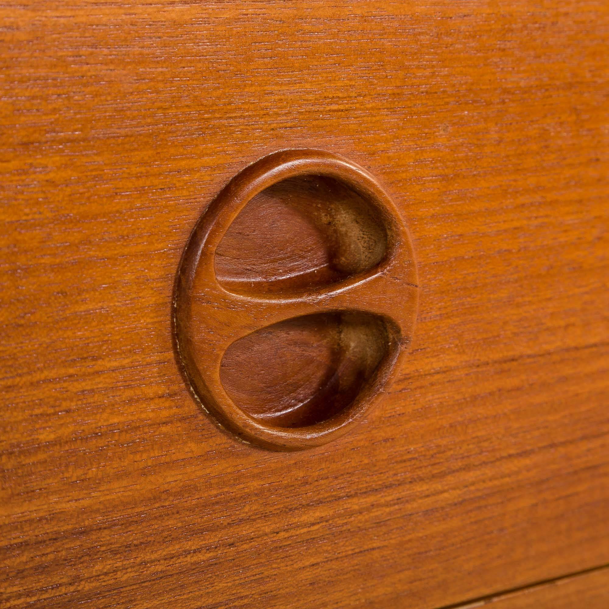 Scandinavian free standing wall unit by Sven Andersen, Norway, 1960s