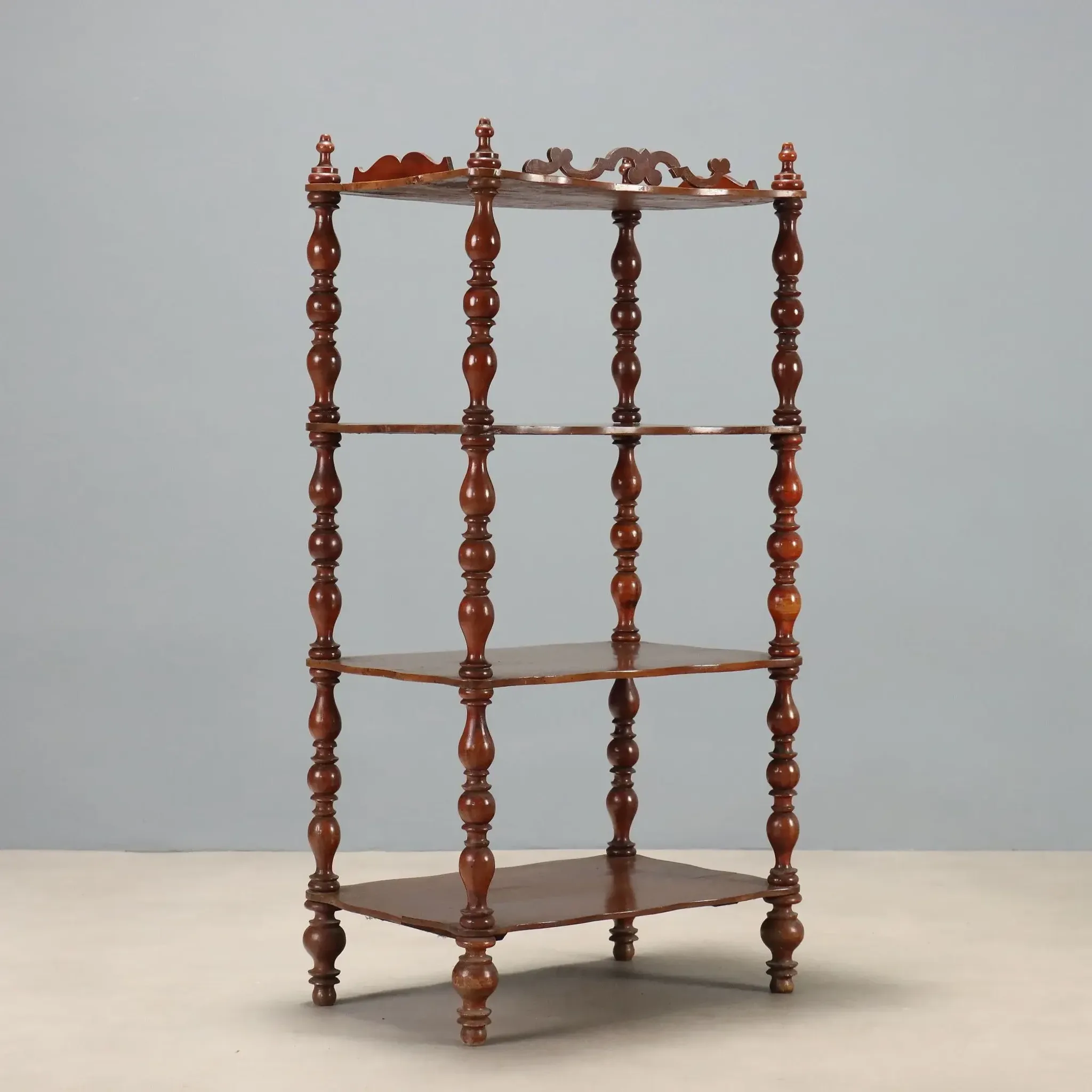 Antique walnut shelf with 4 shelves, Italy, 19th century.