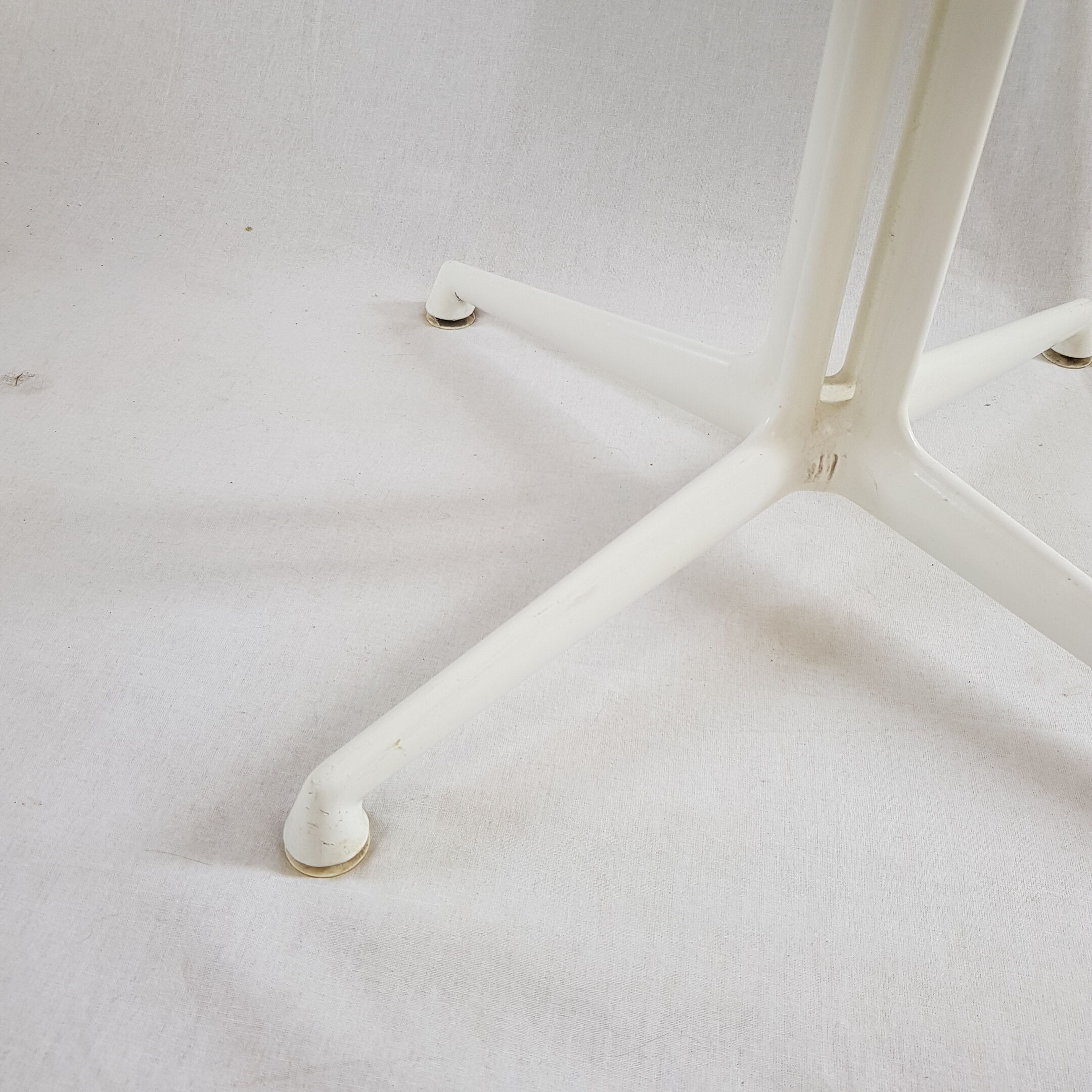 Coffee table model La Fonda by Charles and Ray Eames