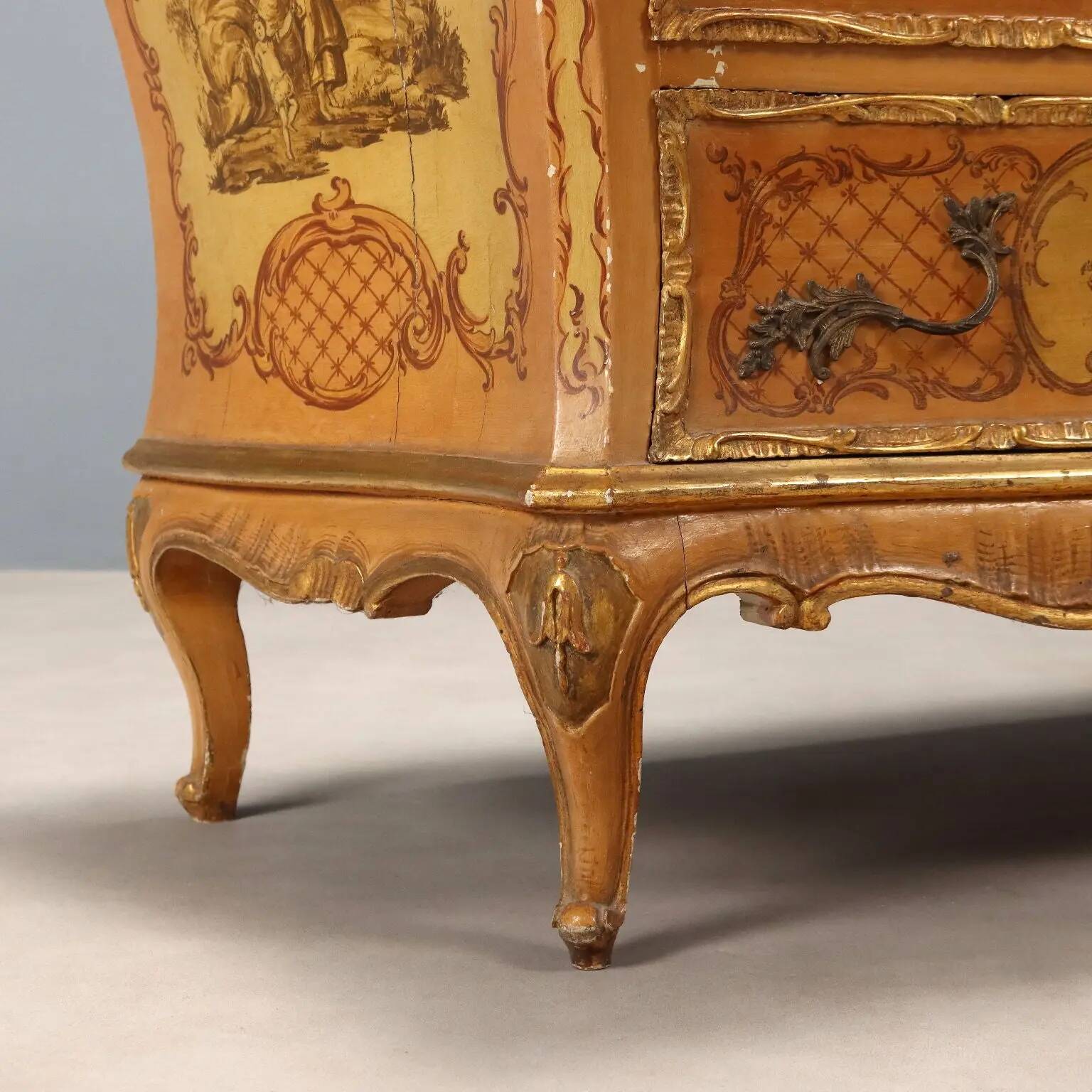 Antique Venetian baroque style commode, Italy, 20th century