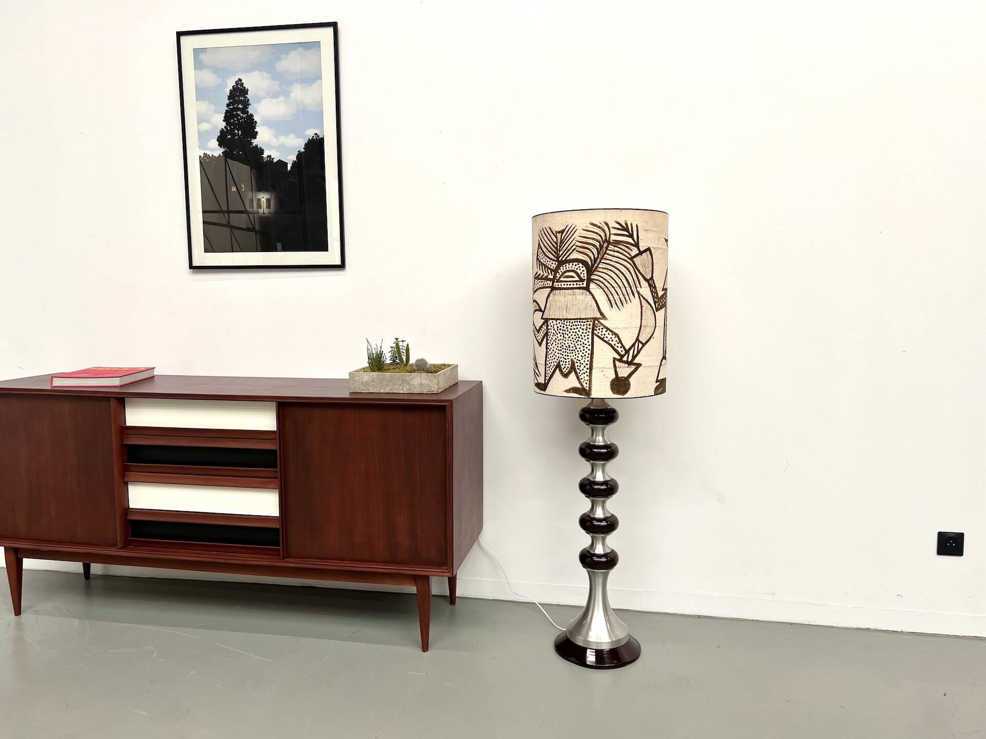 Modernist aluminum floor lamp