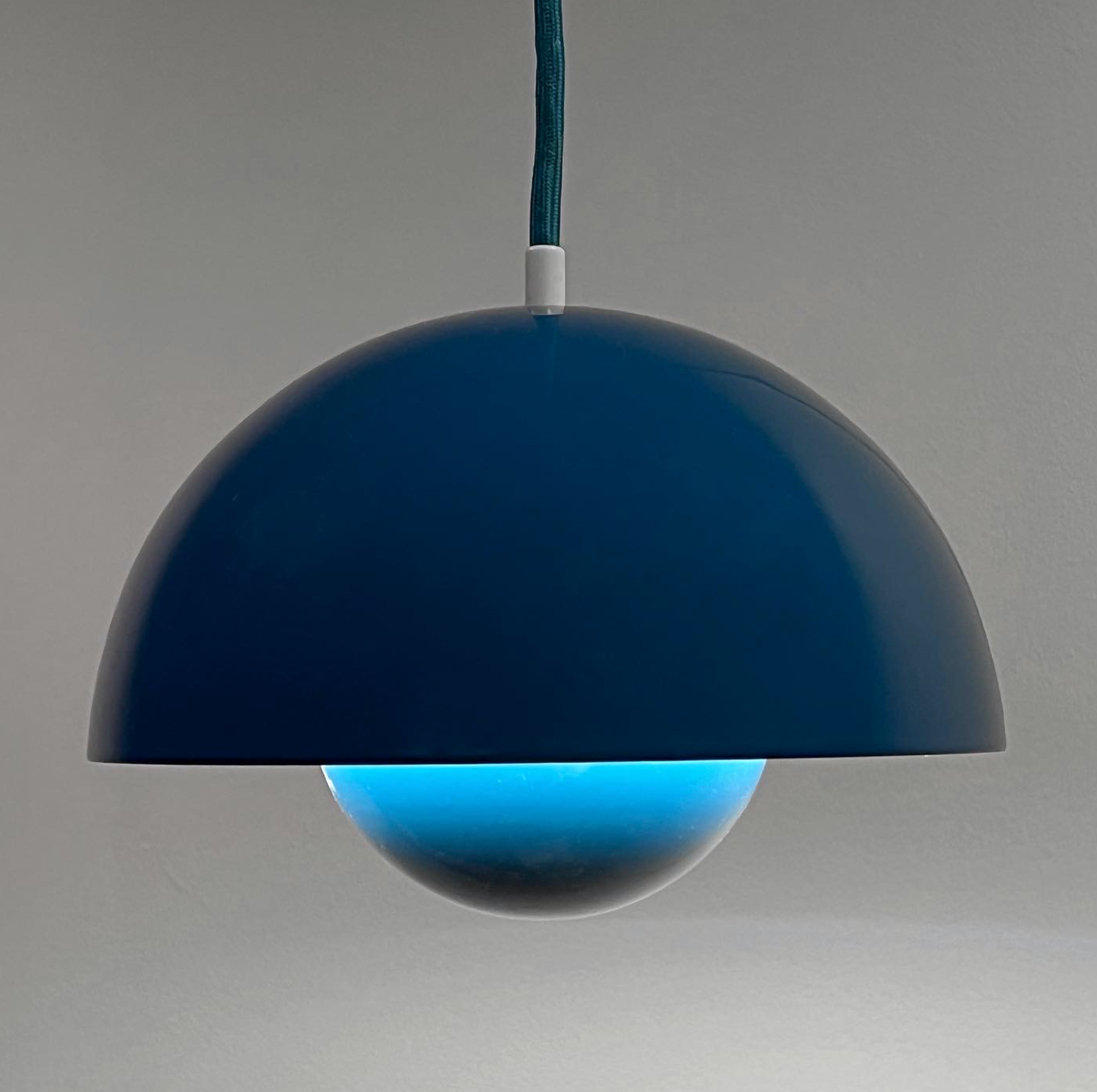 Flower Pot VP1 pendant lamp by Verner Panton for Louis Poulsen, 60s.