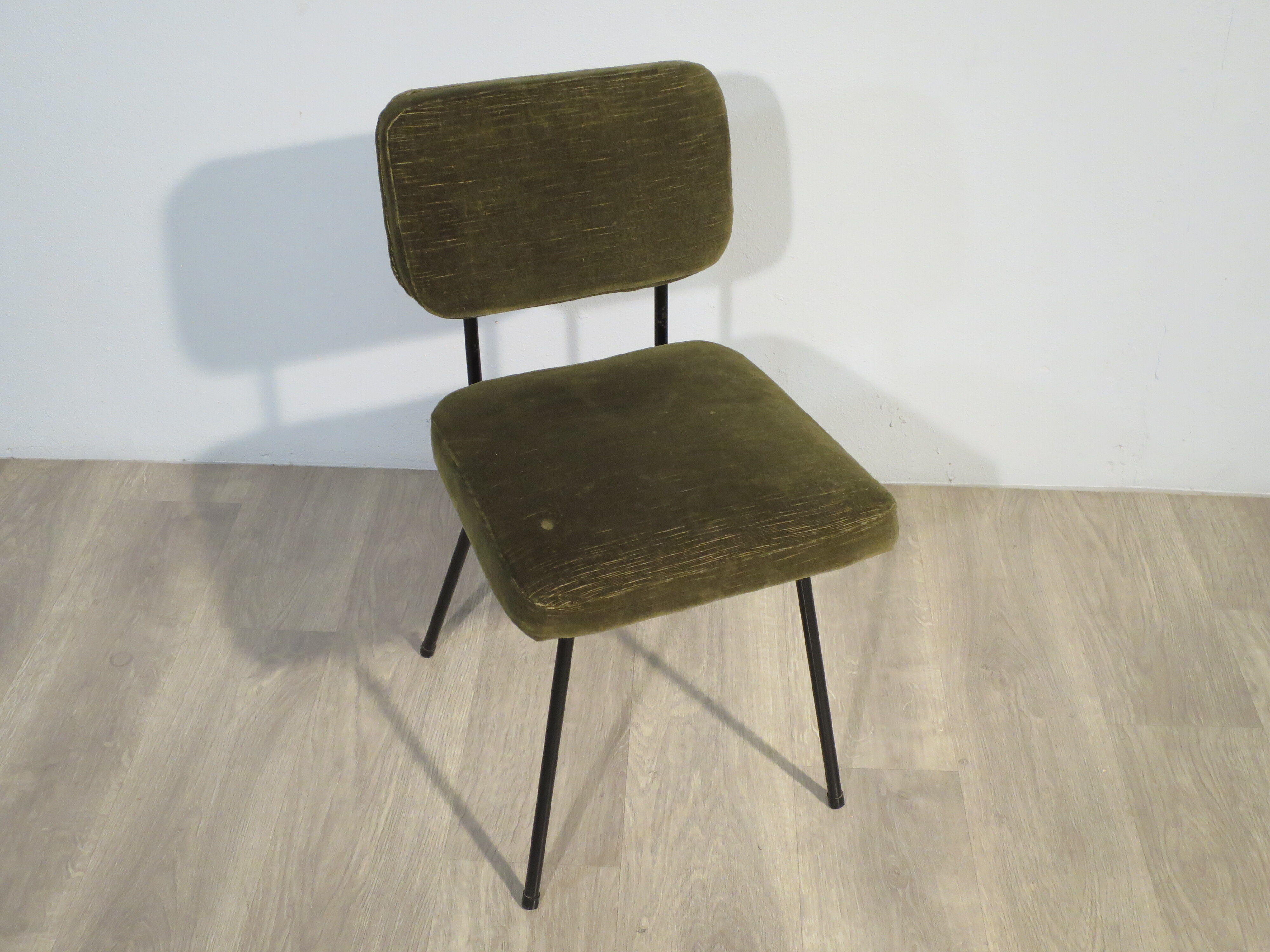 André Simard for Airborne Chair