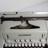 Hermes 3000 typewriter cleaned and tested
