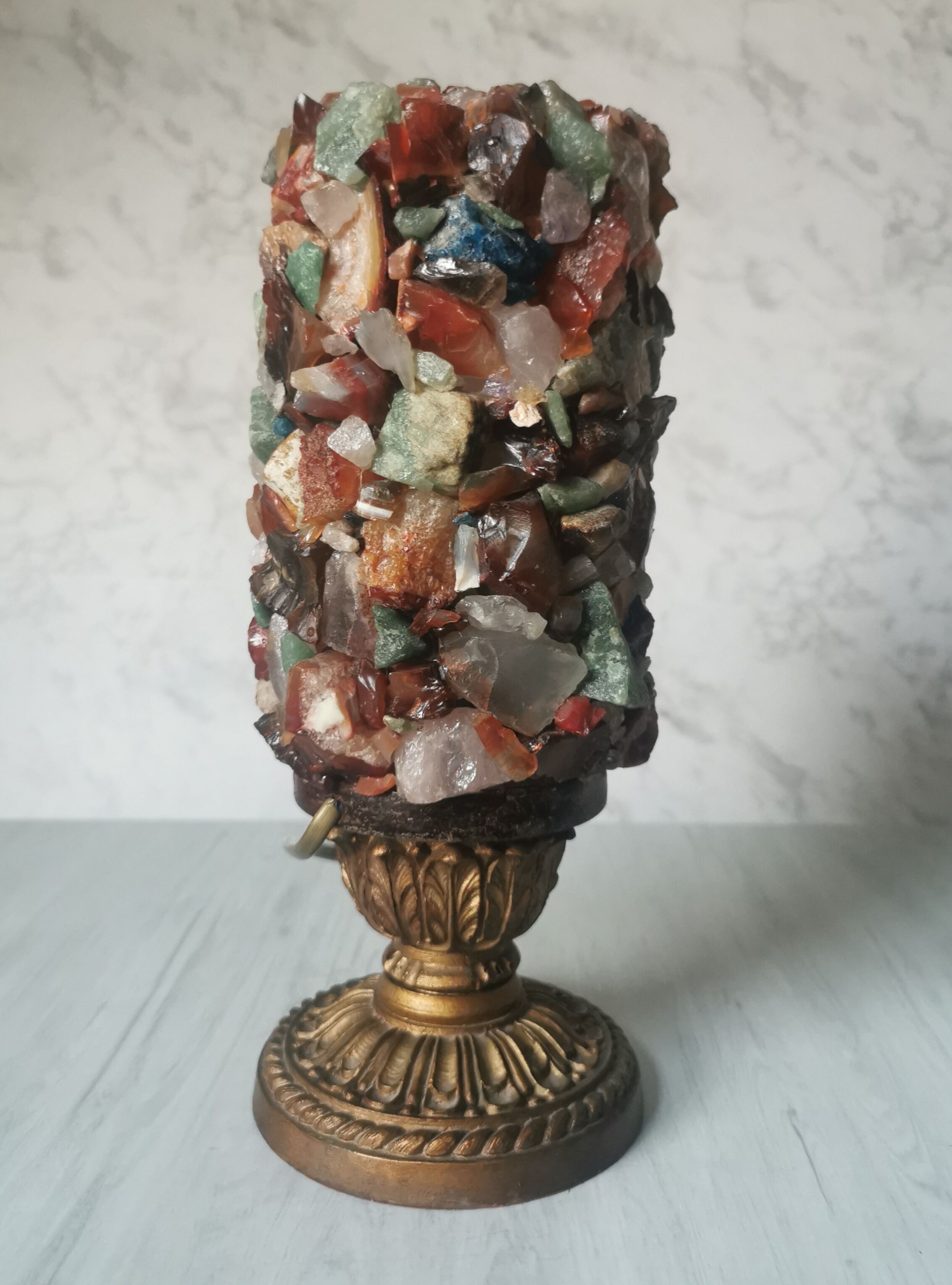 Table lamp gilded wood and stones